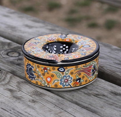 Handcrafted Decorative Jar with Windproof Lid – Elegant Home Storage & Gift Idea